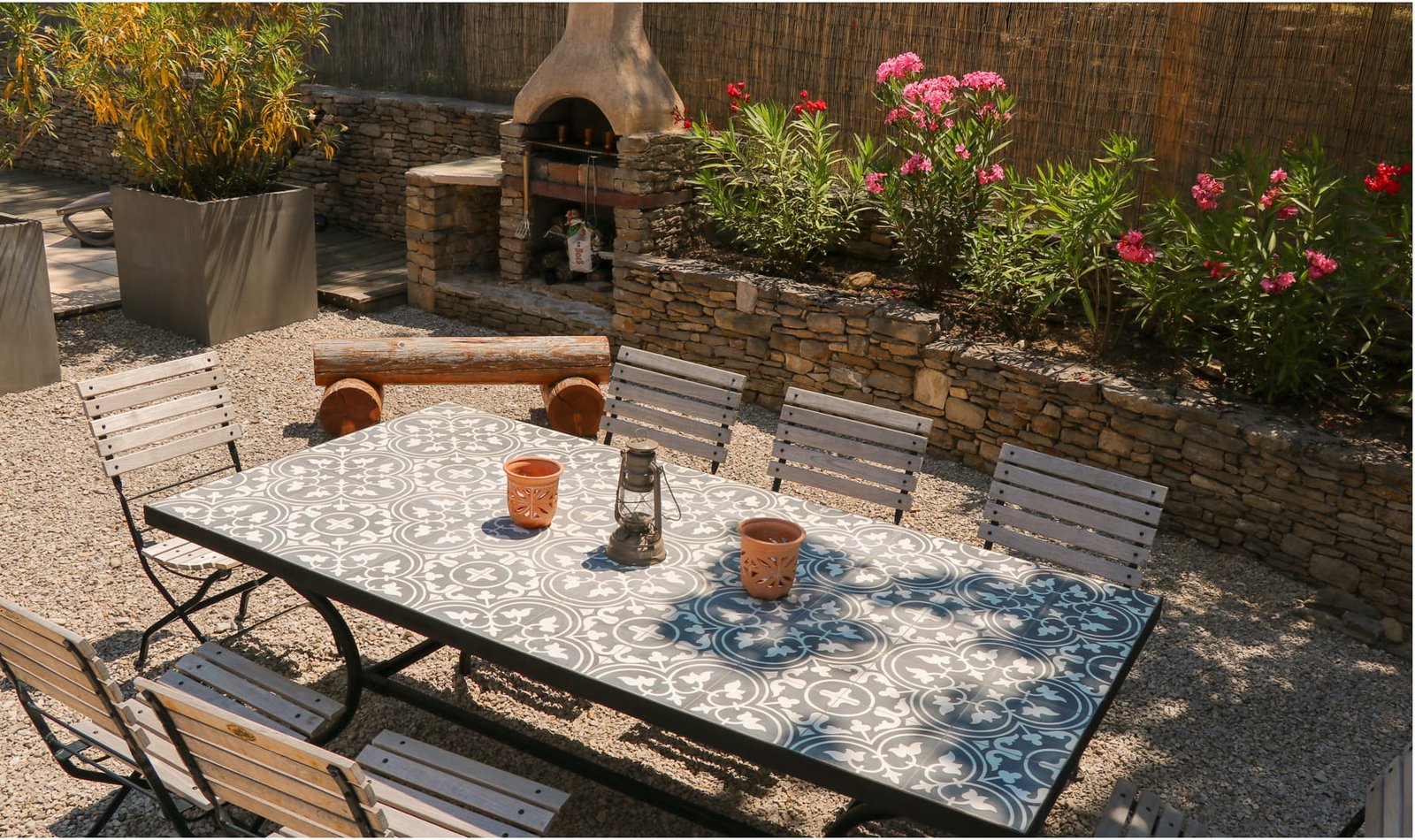gîte provence terrasse
